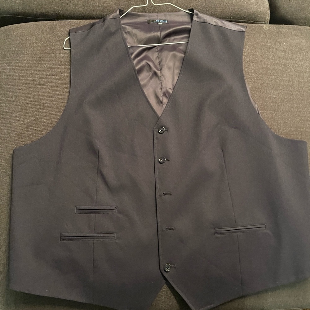 Murano Big&Tall Wardrobe Essentials Suit Separates Vest.